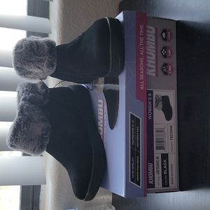 🚫 ( pending purchase) Khombu Boots